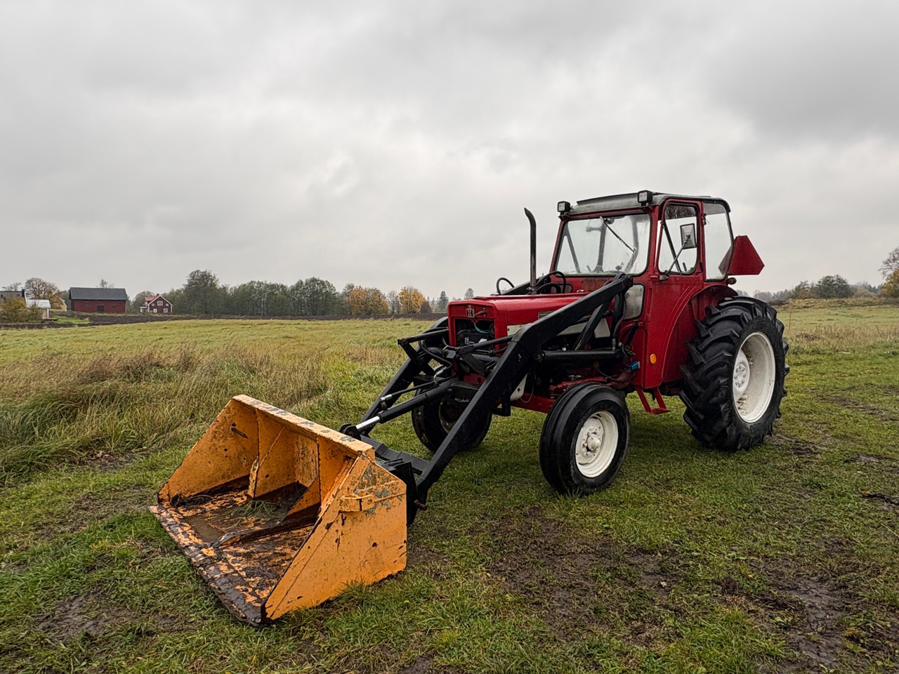 McCormick Intern 434 - Traktor: bild 1 McCormick Intern 434 - Traktor: bild 1