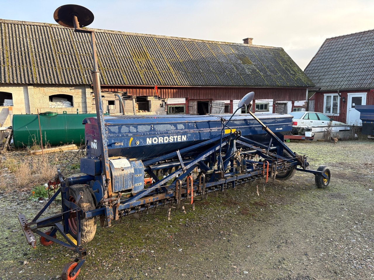 Nordsten CLB 400 - Maskin för sådd: bild 1 Nordsten CLB 400 - Maskin för sådd: bild 1