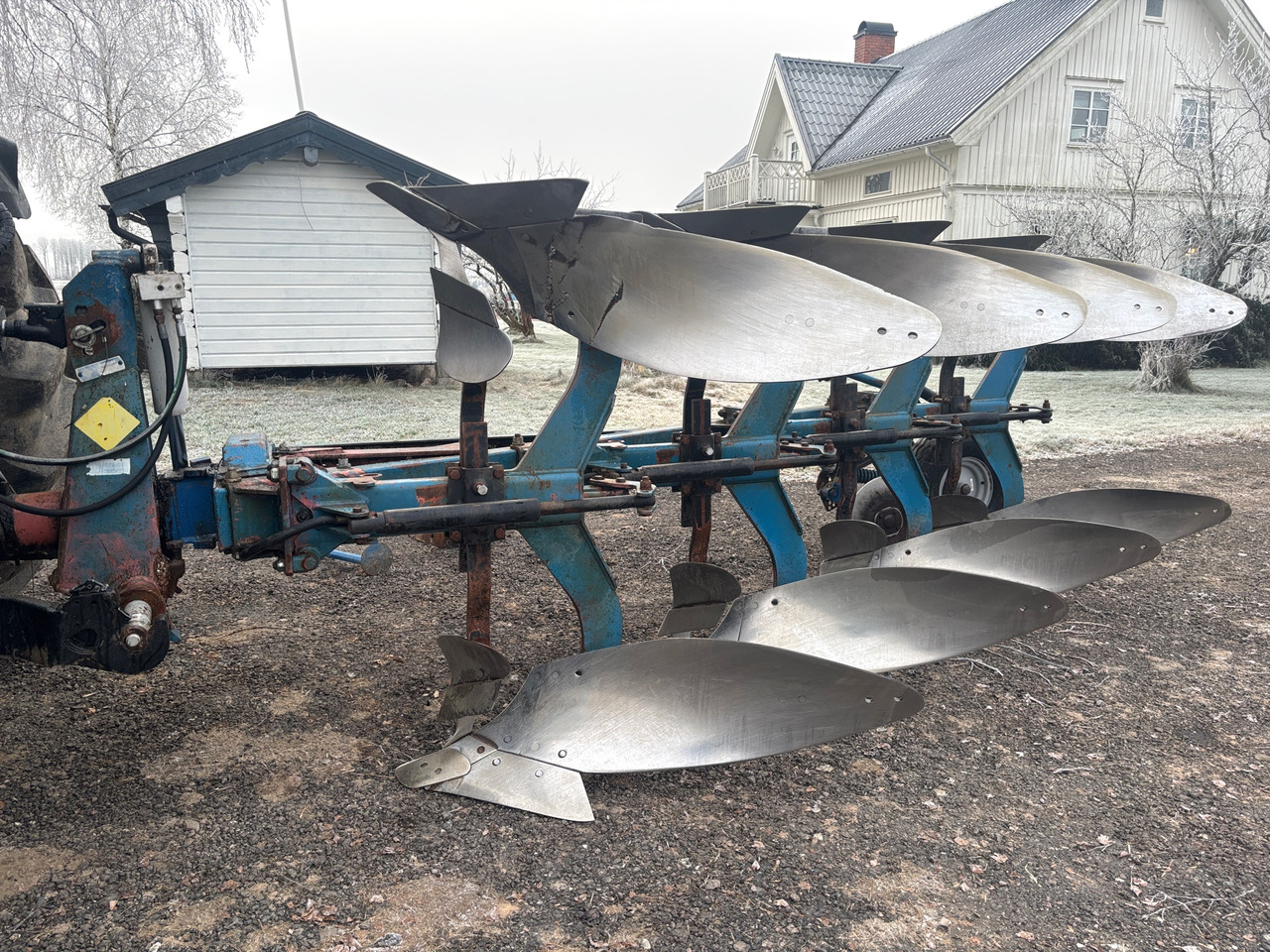 Överum CV 498 H - Plog: bild 1 Överum CV 498 H - Plog: bild 1