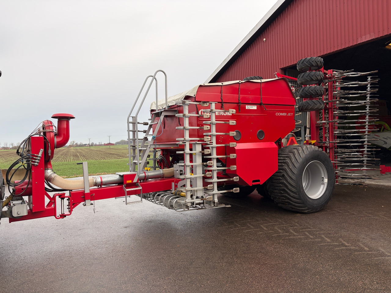 Överum Combi Jet CD 5406 - Maskin för sådd: bild 1 Överum Combi Jet CD 5406 - Maskin för sådd: bild 1