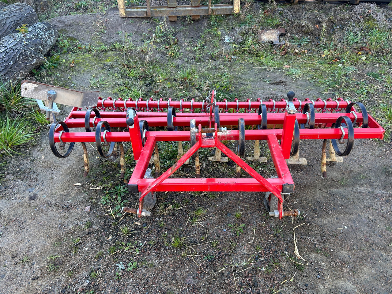 P.Olssons RHH 200 - Maskin för jordbearbetning: bild 1 P.Olssons RHH 200 - Maskin för jordbearbetning: bild 1