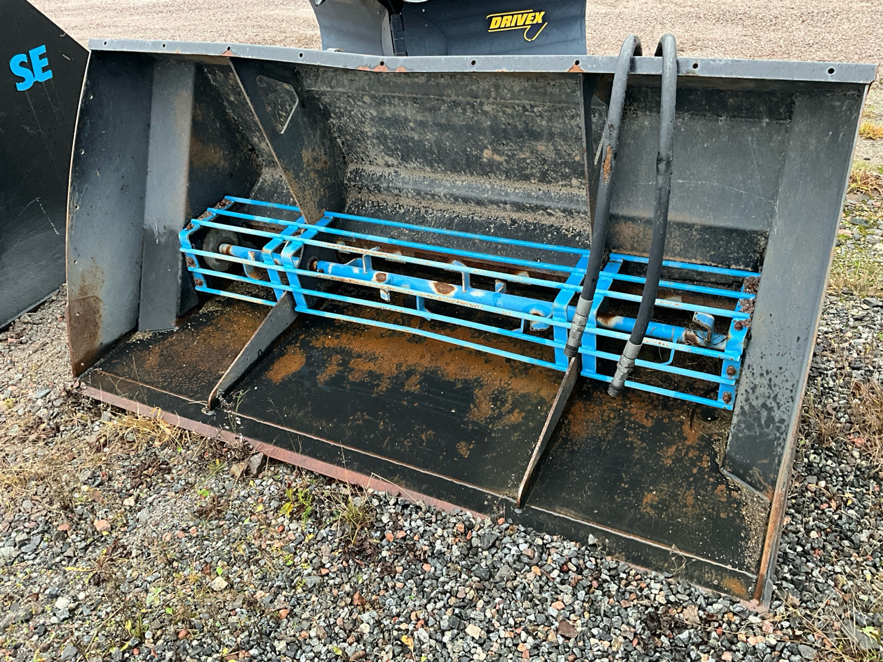 SE 2185mm - Sand-/ Saltspridare: bild 1 SE 2185mm - Sand-/ Saltspridare: bild 1