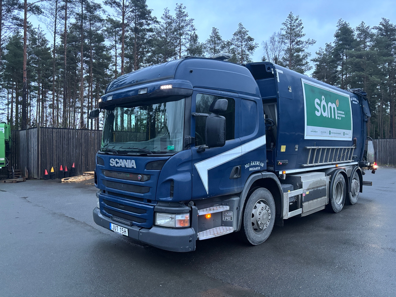 Scania P340 - Sopbil: bild 1 Scania P340 - Sopbil: bild 1