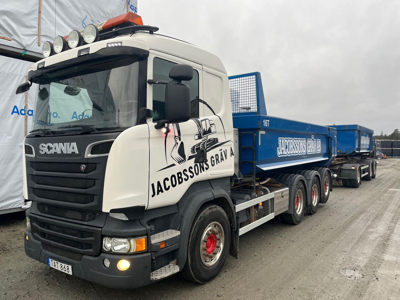 Scania R580 LB8X4 - Tippbil lastbil: bild 1 Scania R580 LB8X4 - Tippbil lastbil: bild 1