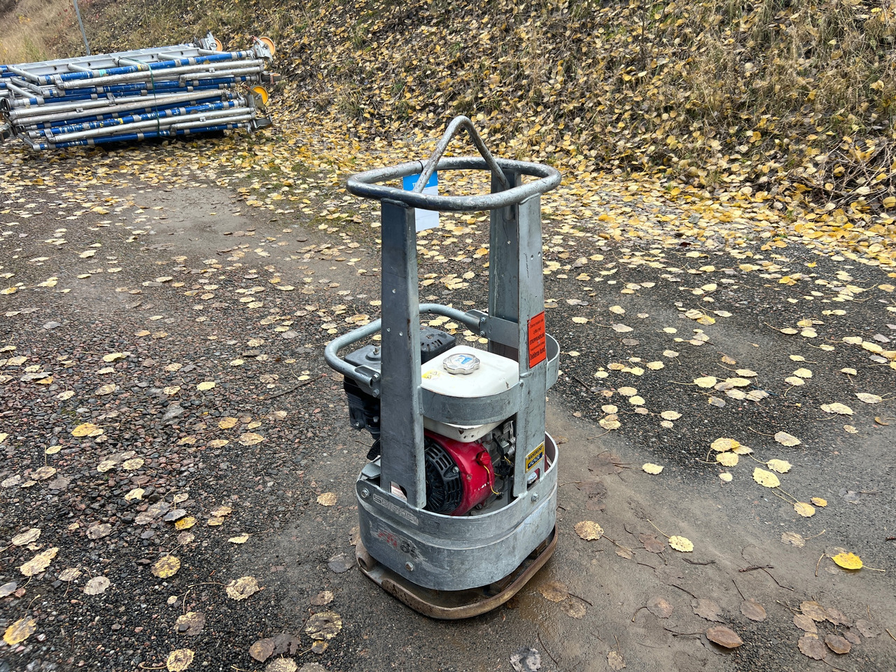 Swepac FR 85 - Vibroplatta: bild 1 Swepac FR 85 - Vibroplatta: bild 1