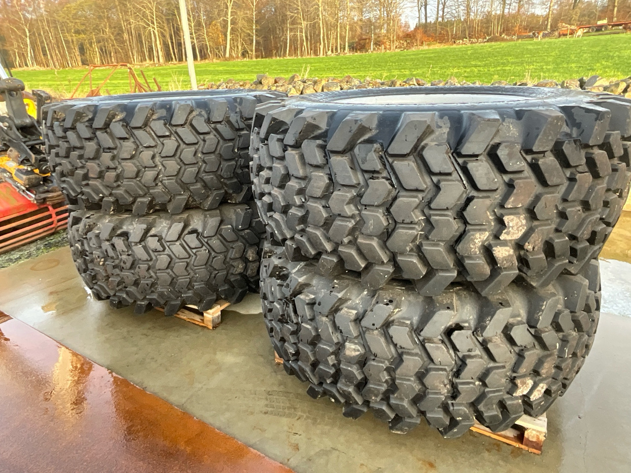 Trelleborg - Däck för Byggmaskiner: bild 1 Trelleborg - Däck för Byggmaskiner: bild 1