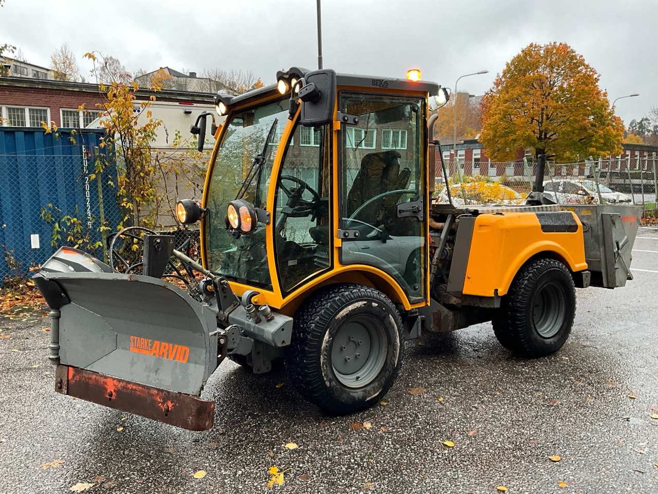 Belos Trans Giant - Utility/ Specialfordon: bild 1 Belos Trans Giant - Utility/ Specialfordon: bild 1