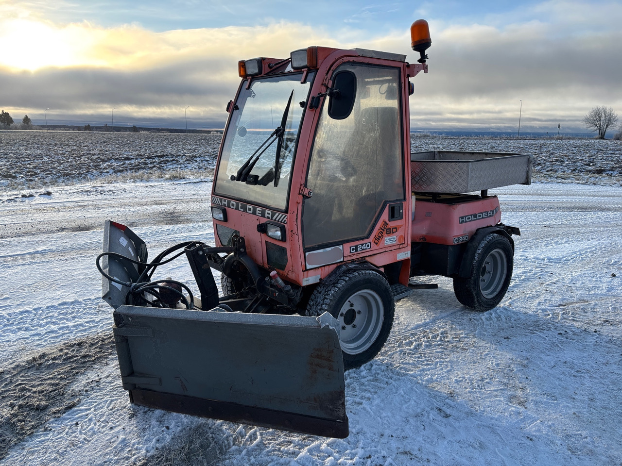 Holder C 203 - Utility/ Specialfordon: bild 1 Holder C 203 - Utility/ Specialfordon: bild 1