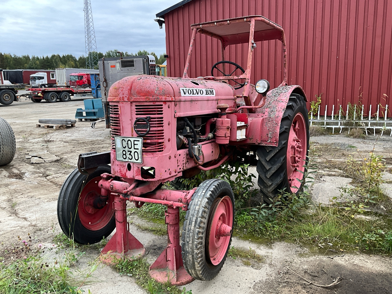 Volvo BM T 33 - Traktor: bild 1 Volvo BM T 33 - Traktor: bild 1