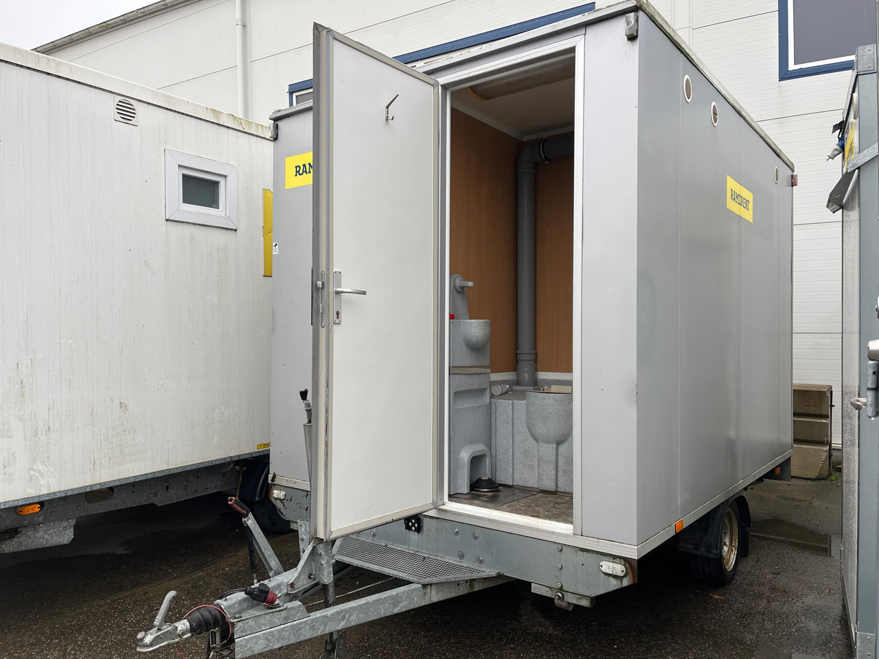 Vezeko - Container hus, Släp: bild 1 Vezeko - Container hus, Släp: bild 1