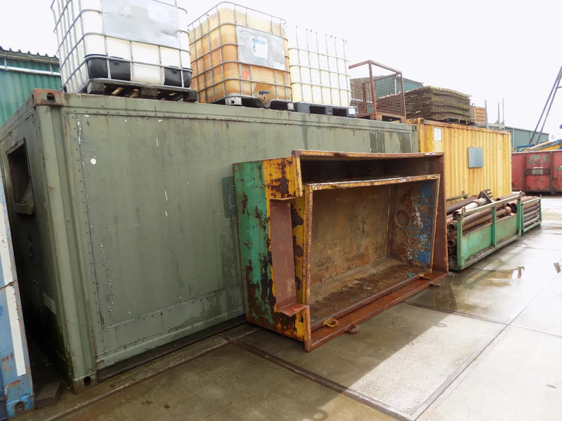 10 ft and 20 ft container good condition 10 en 20 ft containers en 20 ft schaft container - Sjöcontainer: bild 2 10 ft and 20 ft container good condition 10 en 20 ft containers en 20 ft schaft container - Sjöcontainer: bild 2