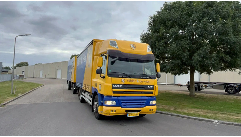 DAF CF 85.410 Schuifzijlen wagen 6x2 Daf CF85 - Lastbil med skåp: bild 2 DAF CF 85.410 Schuifzijlen wagen 6x2 Daf CF85 - Lastbil med skåp: bild 2