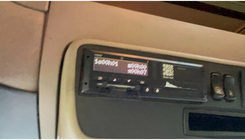 Dragbil Scania R560 V8 Scania R560 V8 Manual 6x2 Boogie lift: bild 13 Dragbil Scania R560 V8 Scania R560 V8 Manual 6x2 Boogie lift: bild 13