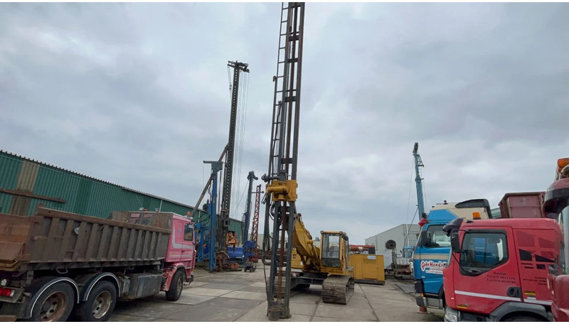 JCB JS 200 LC - Borrmaskin: bild 1 JCB JS 200 LC - Borrmaskin: bild 1