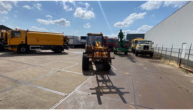 JCB KNIKSCHOVEL 406 - Hjullastare: bild 3 JCB KNIKSCHOVEL 406 - Hjullastare: bild 3