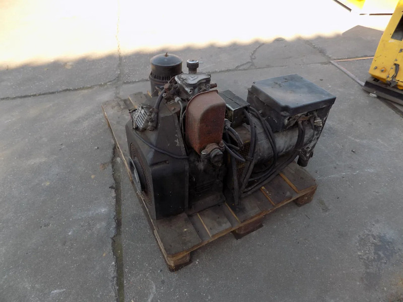 Lamborghini hatz generator - Elgenerator: bild 4 Lamborghini hatz generator - Elgenerator: bild 4