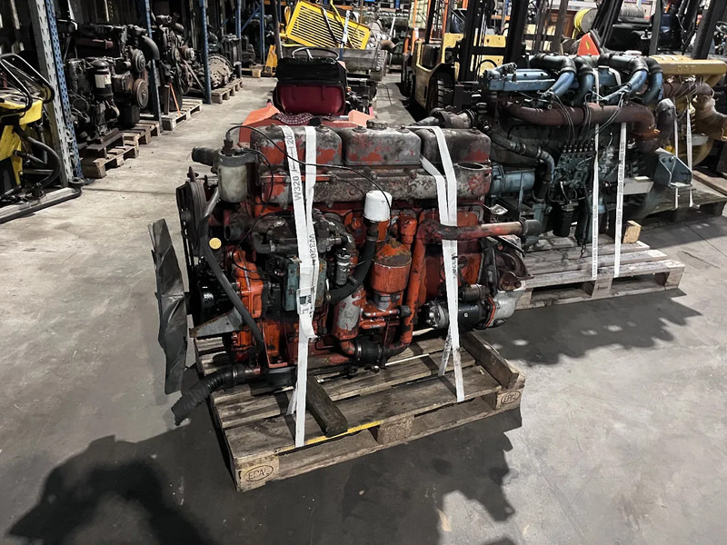 Scania DN 80.1 motor scania 82 - Motor för Lastbil: bild 1 Scania DN 80.1 motor scania 82 - Motor för Lastbil: bild 1