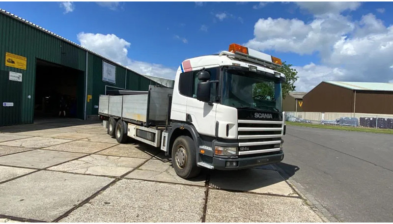 Scania P124-400 Scania met plateau en mogelijkheid voor kraan achter cabine - Lastbil med skåp: bild 3 Scania P124-400 Scania met plateau en mogelijkheid voor kraan achter cabine - Lastbil med skåp: bild 3