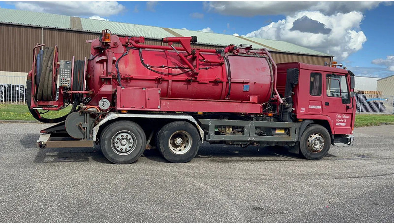 Volvo FL 7 FL7 Vacuum toilet tanker 8000 liter - Sugbil: bild 2 Volvo FL 7 FL7 Vacuum toilet tanker 8000 liter - Sugbil: bild 2