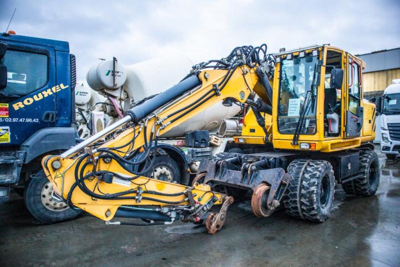 Atlas 160 WSR - 8 000 H - Grävmaskin på däck: bild 1 Atlas 160 WSR - 8 000 H - Grävmaskin på däck: bild 1