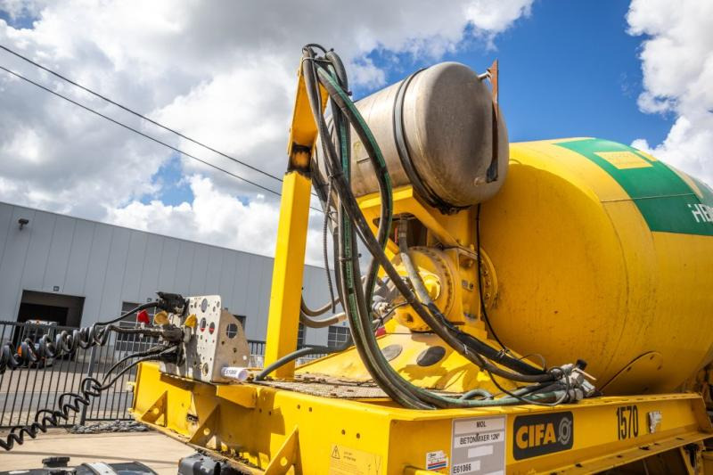 Cifa BETON MIXER/MALAXEUR/MISCHER 12M3 - STEERING AXLE - Betongtrailer: bild 5 Cifa BETON MIXER/MALAXEUR/MISCHER 12M3 - STEERING AXLE - Betongtrailer: bild 5