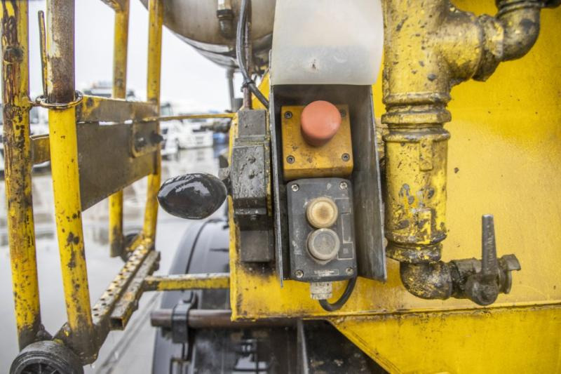 DE BUF BETON MIXER/MALAXEUR/MISCHER-12M3 - Betongtrailer: bild 5 DE BUF BETON MIXER/MALAXEUR/MISCHER-12M3 - Betongtrailer: bild 5