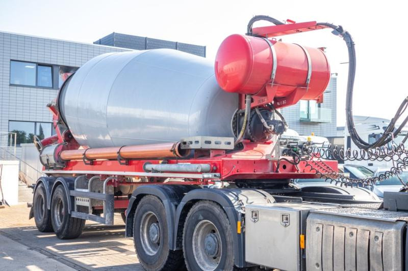DE BUF BETON MIXER/MALAXEUR/MISCHER 12M3 - Betongtrailer: bild 2 DE BUF BETON MIXER/MALAXEUR/MISCHER 12M3 - Betongtrailer: bild 2
