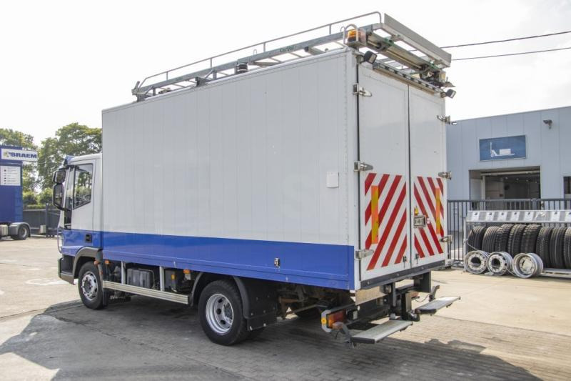 Iveco EUROCARGO 90E18- E5 +Porte-bagages réglable - Lastbil med skåp: bild 4 Iveco EUROCARGO 90E18- E5 +Porte-bagages réglable - Lastbil med skåp: bild 4