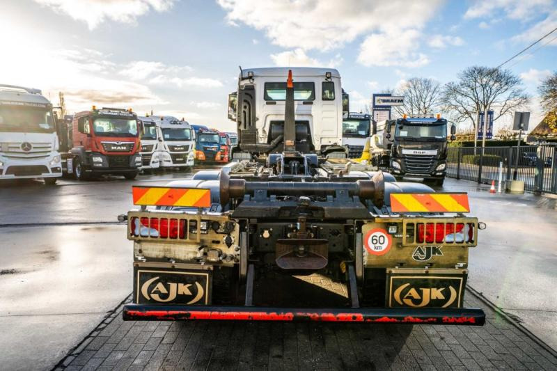 MAN TGS 33.470 BL - 64 456 KM - Lastväxlare lastbil: bild 5 MAN TGS 33.470 BL - 64 456 KM - Lastväxlare lastbil: bild 5