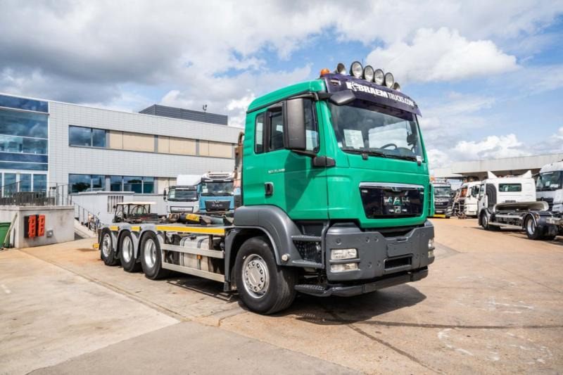 MAN TGS 35.440 BL 8x4-4 - Lastväxlare lastbil: bild 2 MAN TGS 35.440 BL 8x4-4 - Lastväxlare lastbil: bild 2