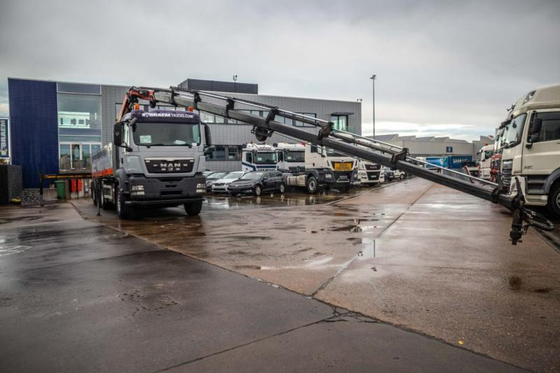 MAN TGS 35.440 BL - PK 33002/8xhydr. - Flakbil, Kranbil: bild 1 MAN TGS 35.440 BL - PK 33002/8xhydr. - Flakbil, Kranbil: bild 1