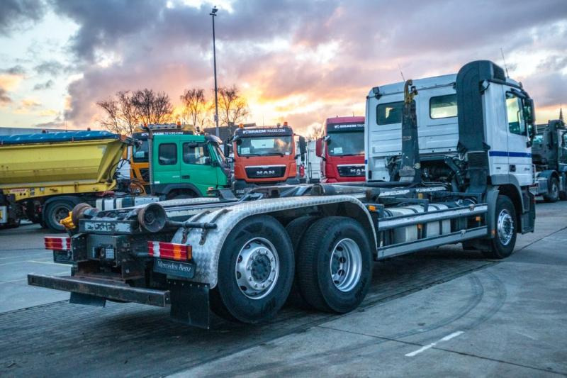 Mercedes ACTROS 2646 L-MP3 - Lastväxlare lastbil: bild 5 Mercedes ACTROS 2646 L-MP3 - Lastväxlare lastbil: bild 5