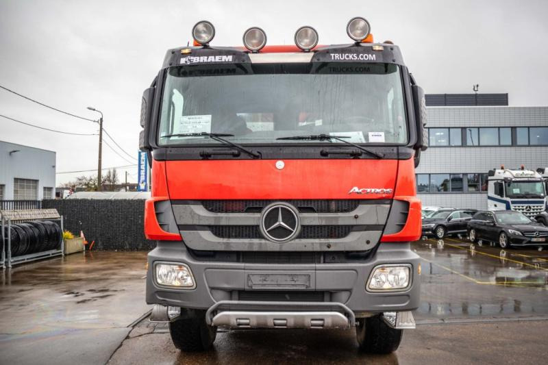 Mercedes ACTROS 3344 AK - HMF1643 Z2 - Tippbil lastbil, Kranbil: bild 2 Mercedes ACTROS 3344 AK - HMF1643 Z2 - Tippbil lastbil, Kranbil: bild 2
