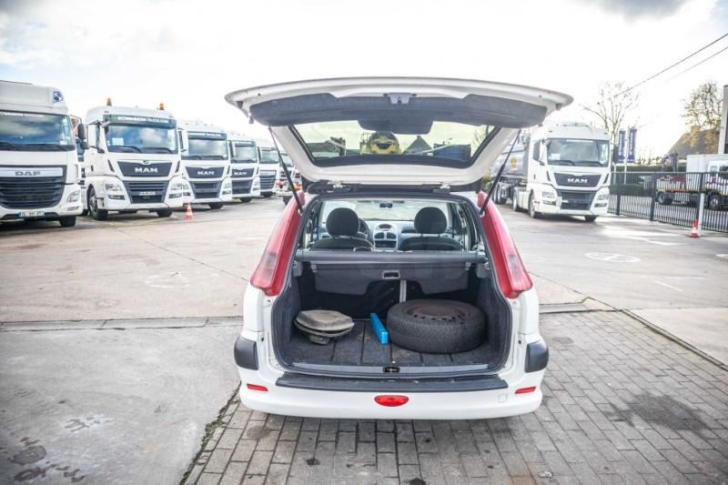 Peugeot 206 SW - Personbil: bild 5 Peugeot 206 SW - Personbil: bild 5