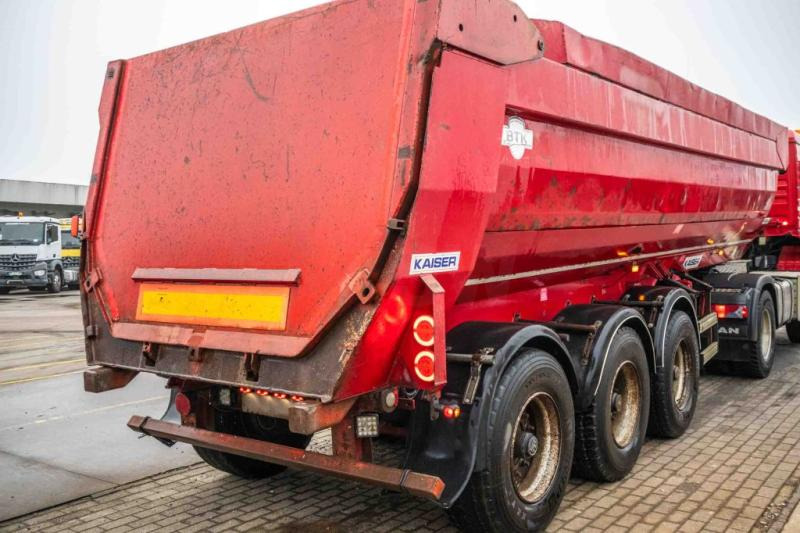 ROBUSTE-KAISER KIPPER - HYRD. DEUR-30m3 - Tippbil semitrailer: bild 3 ROBUSTE-KAISER KIPPER - HYRD. DEUR-30m3 - Tippbil semitrailer: bild 3