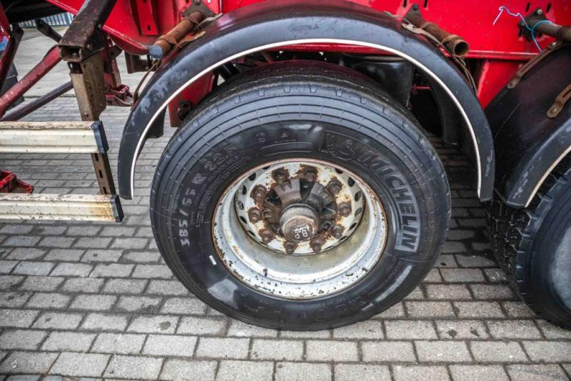 ROBUSTE-KAISER KIPPER - HYRD. DEUR-30m3 - Tippbil semitrailer: bild 5 ROBUSTE-KAISER KIPPER - HYRD. DEUR-30m3 - Tippbil semitrailer: bild 5