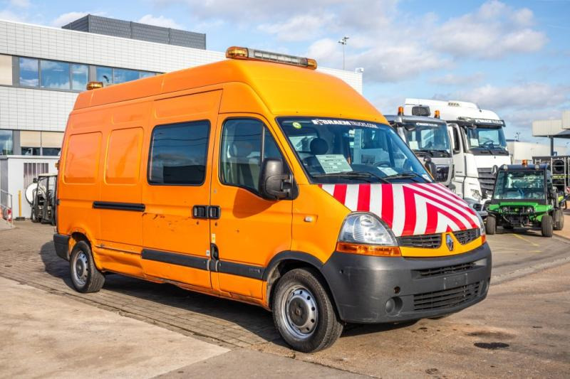 Renault MASTER 2.5 DCI - Skåpbil: bild 2 Renault MASTER 2.5 DCI - Skåpbil: bild 2