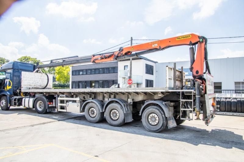 SYSTEM TRAILER CRANE/KRAN/GRUE-PALFINGER 24T/M+3EXT - Flaktrailer: bild 3 SYSTEM TRAILER CRANE/KRAN/GRUE-PALFINGER 24T/M+3EXT - Flaktrailer: bild 3