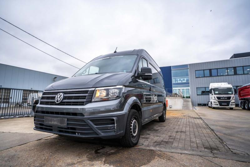 VW CRAFTER 2.0 TDI - 70 536 KM - Skåpbil: bild 2 VW CRAFTER 2.0 TDI - 70 536 KM - Skåpbil: bild 2