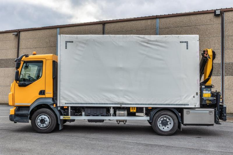 Volvo FL 210+PK 7001 K - 6340 Km's - Kapellbil, Kranbil: bild 2 Volvo FL 210+PK 7001 K - 6340 Km's - Kapellbil, Kranbil: bild 2