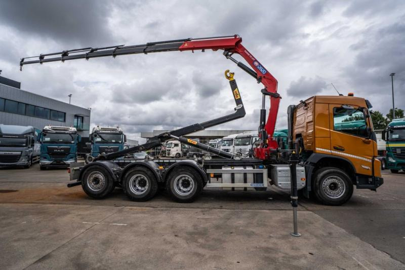 Volvo FMX 430-8x4+HMF 2820/6xhydr. - Lastväxlare lastbil, Kranbil: bild 3 Volvo FMX 430-8x4+HMF 2820/6xhydr. - Lastväxlare lastbil, Kranbil: bild 3
