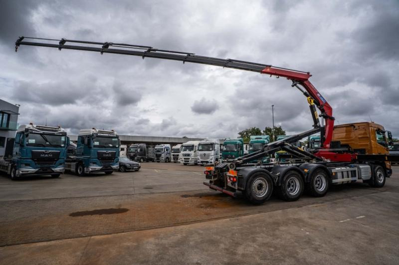 Volvo FMX 430-8x4+HMF 2820/6xhydr. - Lastväxlare lastbil, Kranbil: bild 4 Volvo FMX 430-8x4+HMF 2820/6xhydr. - Lastväxlare lastbil, Kranbil: bild 4