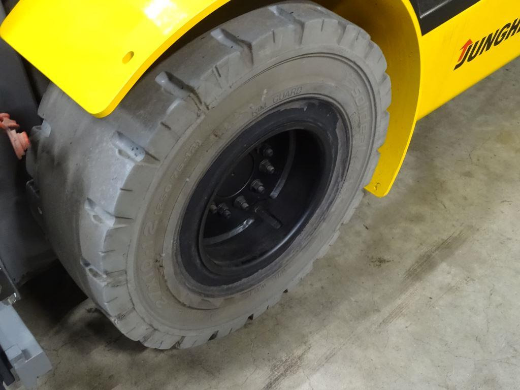 Jungheinrich TFG430s - TRIPLEX - Motviktstruck: bild 2 Jungheinrich TFG430s - TRIPLEX - Motviktstruck: bild 2