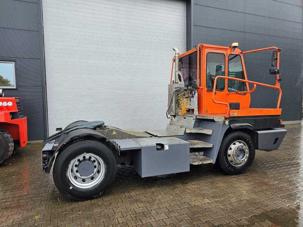 Terberg YT182 - Terminaltraktor: bild 3 Terberg YT182 - Terminaltraktor: bild 3