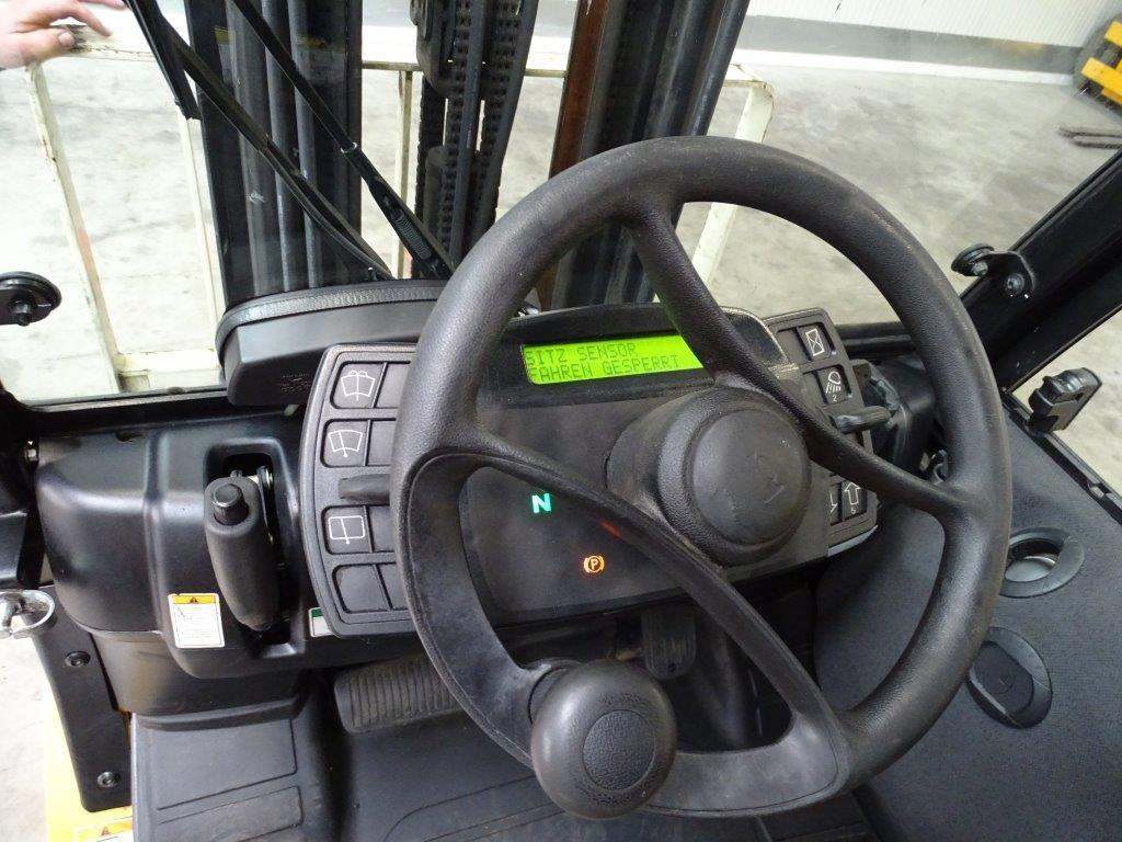 Yale GLP30VX - TRIPLEX - Motviktstruck: bild 5 Yale GLP30VX - TRIPLEX - Motviktstruck: bild 5