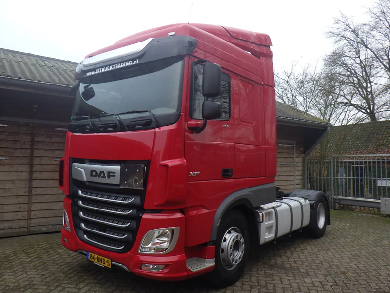 DAF XF 450 Smart Tacho 2 / 8 Tons vooras - Dragbil: bild 1 DAF XF 450 Smart Tacho 2 / 8 Tons vooras - Dragbil: bild 1
