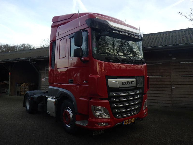 DAF XF 450 Smart Tacho 2 / 8 Tons vooras - Dragbil: bild 2 DAF XF 450 Smart Tacho 2 / 8 Tons vooras - Dragbil: bild 2