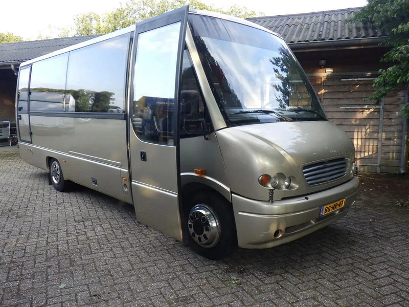 Mercedes-Benz 814 D Touringcar / 26 persoons 814 D Touringcar / 26 persoons Bladgeveerd / Manual - Personbil: bild 2 Mercedes-Benz 814 D Touringcar / 26 persoons 814 D Touringcar / 26 persoons Bladgeveerd / Manual - Personbil: bild 2