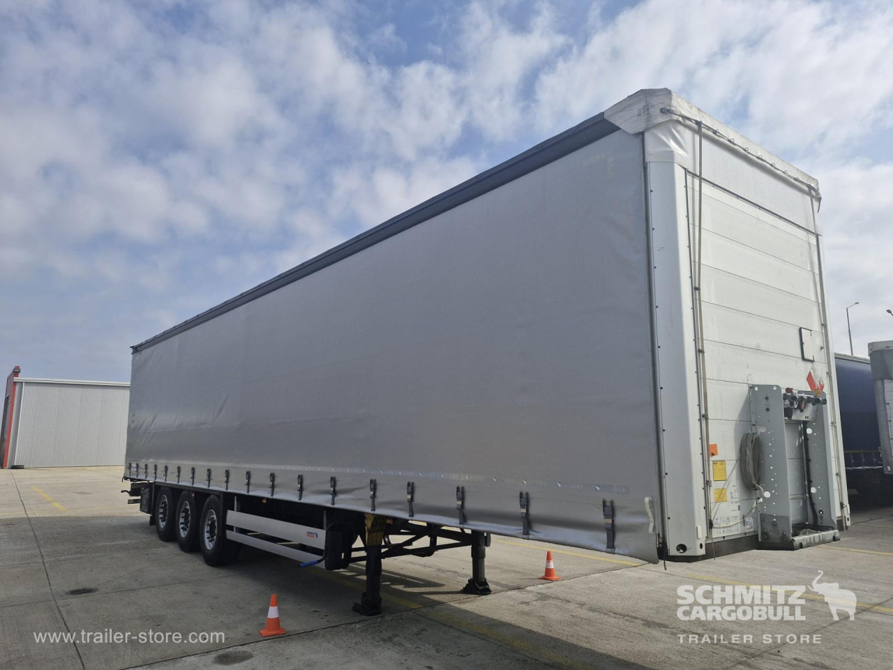 SCHMITZ Curtainsider Standard - Kapelltrailer: bild 3 SCHMITZ Curtainsider Standard - Kapelltrailer: bild 3