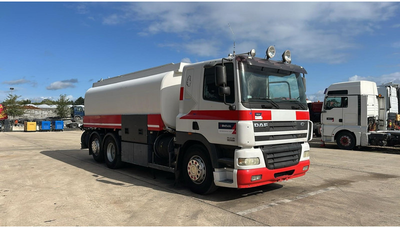 DAF CF 85.430 (20270 LITERS / EURO 3 / TOP CONDITION !!! / PARFAIT ETAT / 6X2 / BOITE MANUELLE) - Tankbil: bild 3 DAF CF 85.430 (20270 LITERS / EURO 3 / TOP CONDITION !!! / PARFAIT ETAT / 6X2 / BOITE MANUELLE) - Tankbil: bild 3